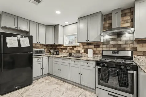 214 Chicago Avenue Oak Park IL 60302