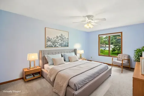 204 Carriage Drive Morris IL 60450