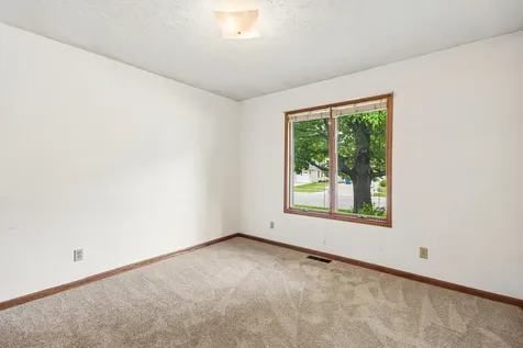 204 Carriage Drive Morris IL 60450