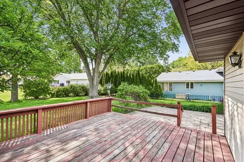 204 Carriage Drive Morris IL 60450