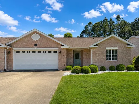 654 Lake Harbor Drive Marion IL 62959