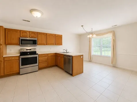 654 Lake Harbor Drive Marion IL 62959