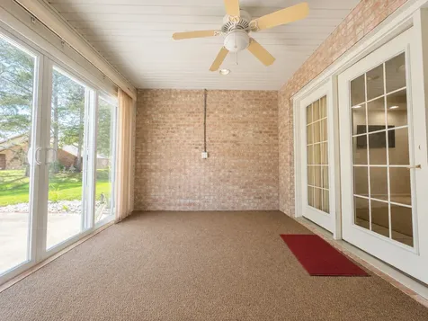 654 Lake Harbor Drive Marion IL 62959