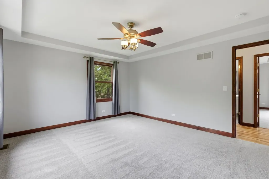 1018 South Ahrens Avenue Lombard IL 60148