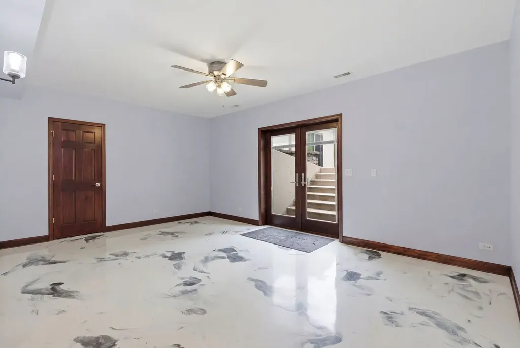1018 South Ahrens Avenue Lombard IL 60148