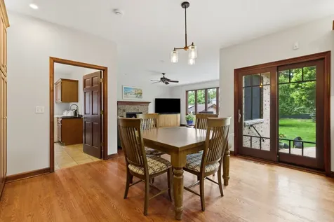 1018 South Ahrens Avenue Lombard IL 60148
