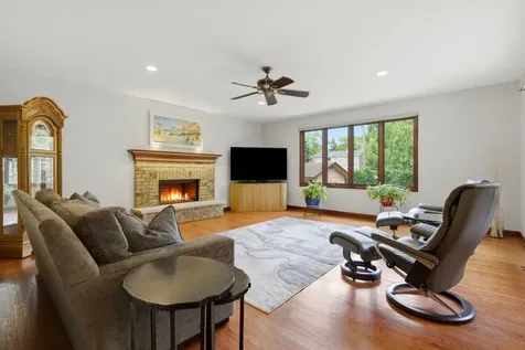 1018 South Ahrens Avenue Lombard IL 60148