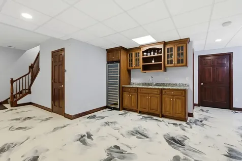 1018 South Ahrens Avenue Lombard IL 60148