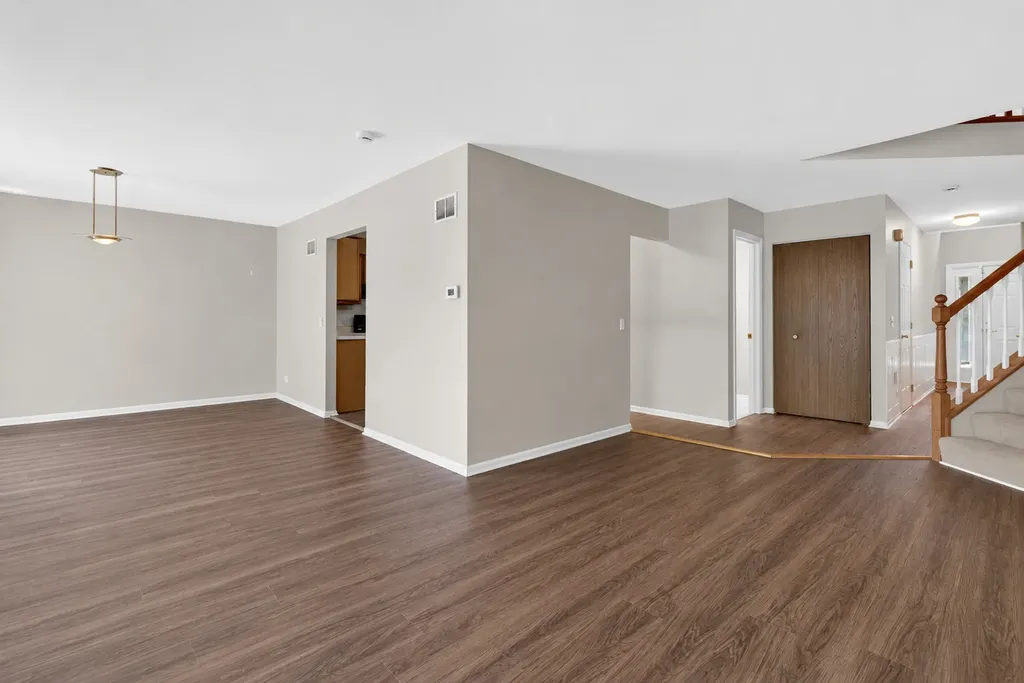337 Inner Circle Drive Bolingbrook IL 60490