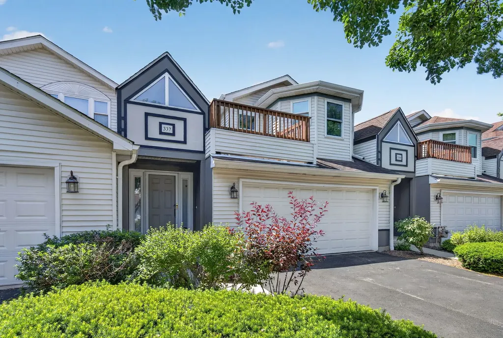 337 Inner Circle Drive Bolingbrook IL 60490