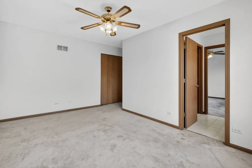 337 Inner Circle Drive Bolingbrook IL 60490