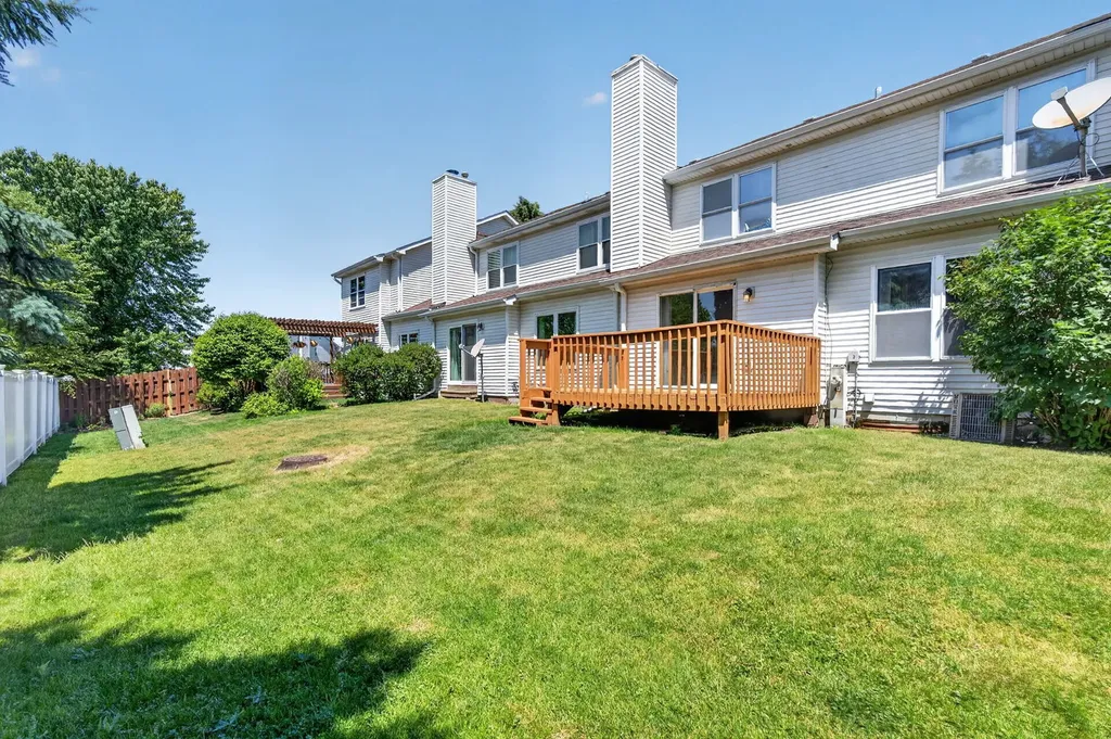 337 Inner Circle Drive Bolingbrook IL 60490