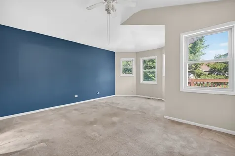 337 Inner Circle Drive Bolingbrook IL 60490