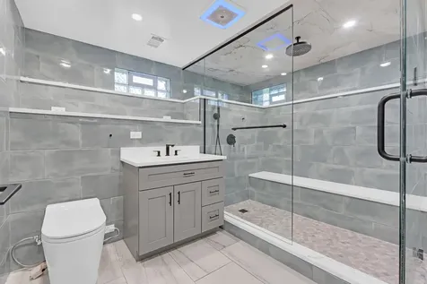 5505 North Nagle Avenue Chicago IL 60630