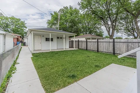 5505 North Nagle Avenue Chicago IL 60630