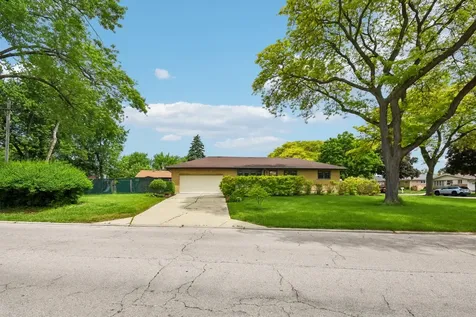 306 Poplar Avenue Bensenville IL 60106