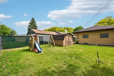 306 Poplar Avenue Bensenville IL 60106