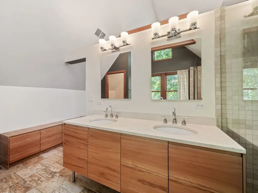 116 East Maple Street Lombard IL 60148