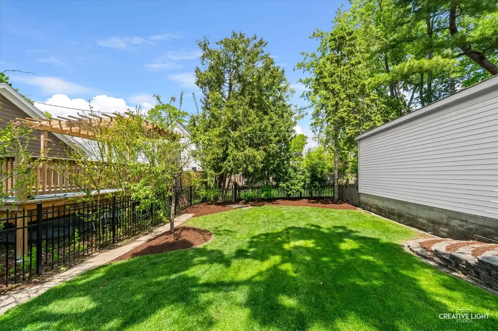 515 North Avenue Naperville IL 60540