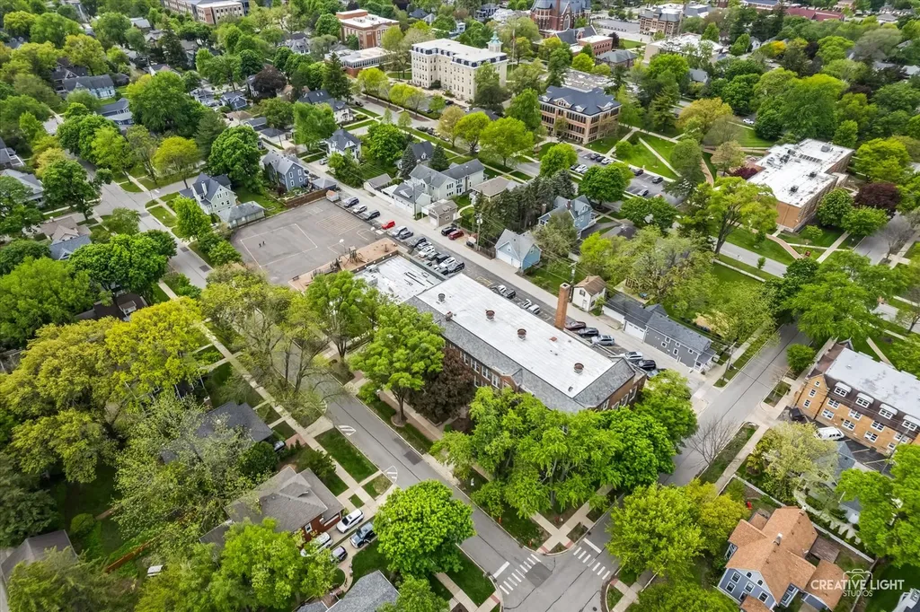 515 North Avenue Naperville IL 60540