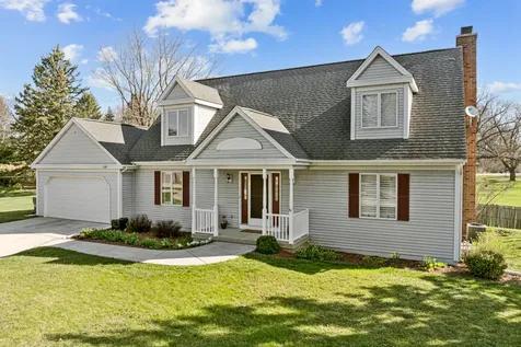 245 Old Forge Road Elgin IL 60123