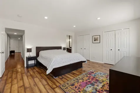 660 Ballantrae Drive Northbrook IL 60062
