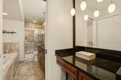 660 Ballantrae Drive Northbrook IL 60062