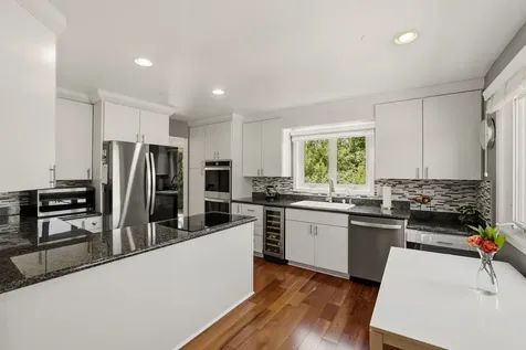 660 Ballantrae Drive Northbrook IL 60062