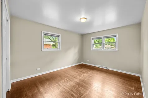 352 Brice Avenue Mundelein IL 60060