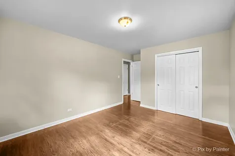 352 Brice Avenue Mundelein IL 60060