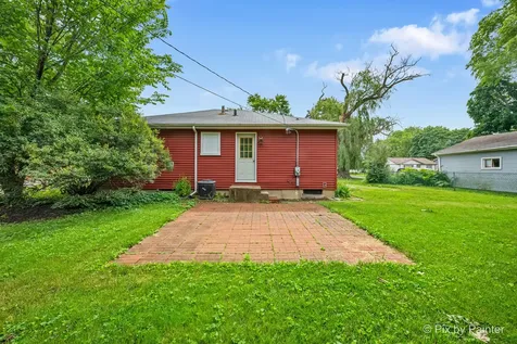 352 Brice Avenue Mundelein IL 60060