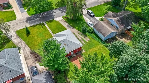 352 Brice Avenue Mundelein IL 60060