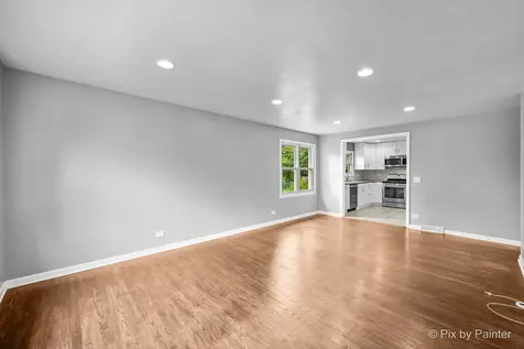 352 Brice Avenue Mundelein IL 60060