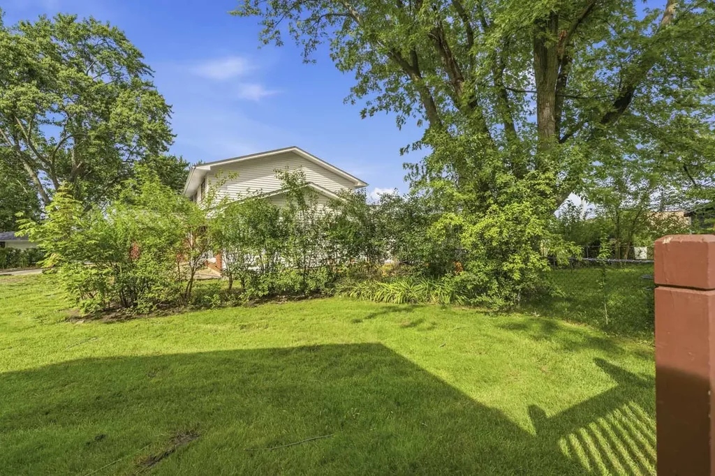 133 Sumac Court Schaumburg IL 60193