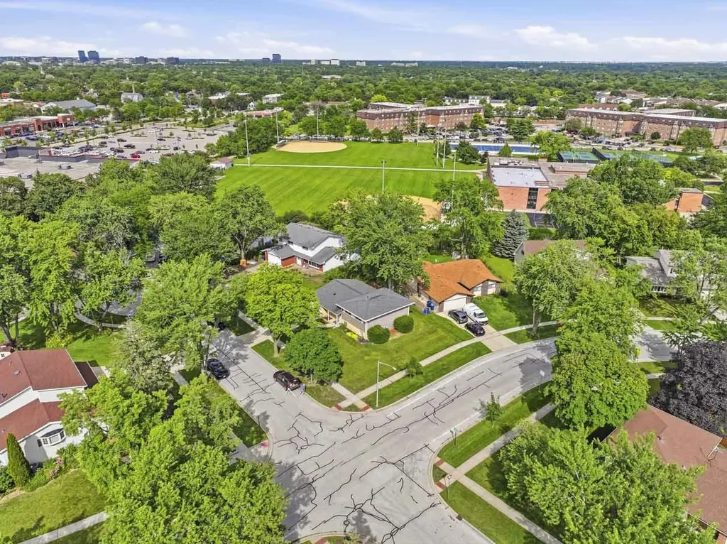 133 Sumac Court Schaumburg IL 60193