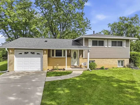 133 Sumac Court Schaumburg IL 60193
