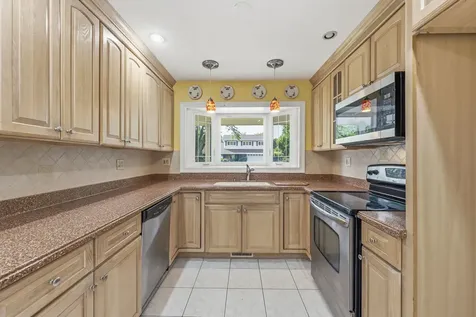 133 Sumac Court Schaumburg IL 60193