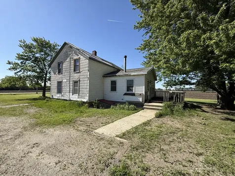 4883 North 19000 Road W Gardner IL 60424