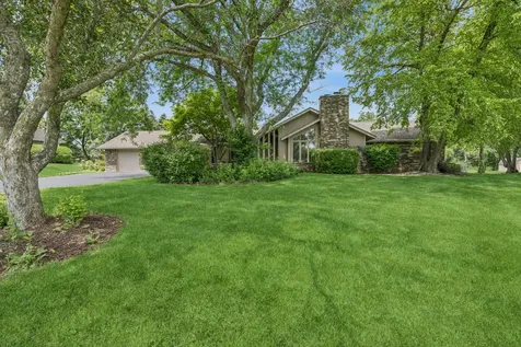 12N320 Jackson Drive Elgin IL 60124