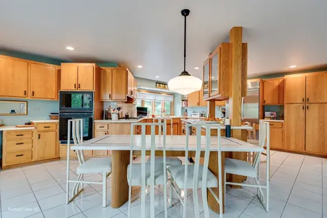 38W710 Bonnie Court St. Charles IL 60175