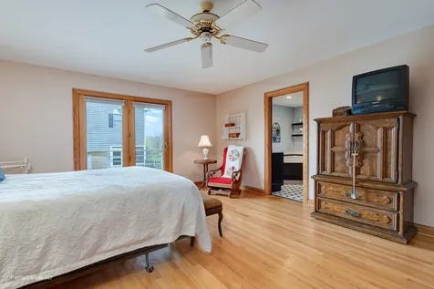 38W710 Bonnie Court St. Charles IL 60175