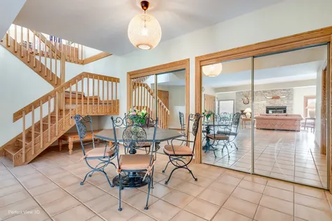 38W710 Bonnie Court St. Charles IL 60175