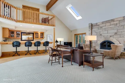 38W710 Bonnie Court St. Charles IL 60175