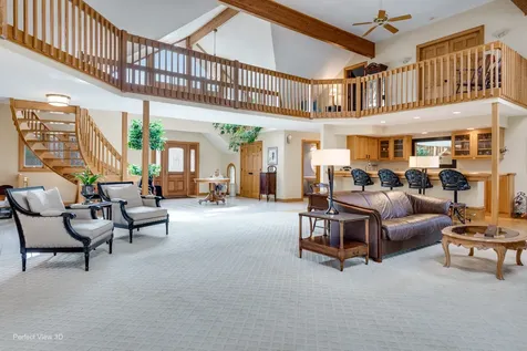 38W710 Bonnie Court St. Charles IL 60175