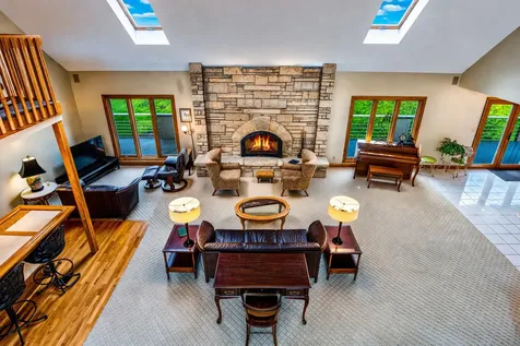 38W710 Bonnie Court St. Charles IL 60175