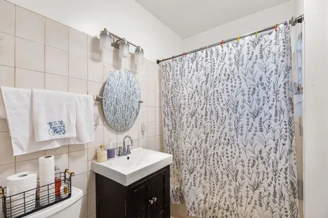 4535 North Spaulding Avenue Chicago IL 60625