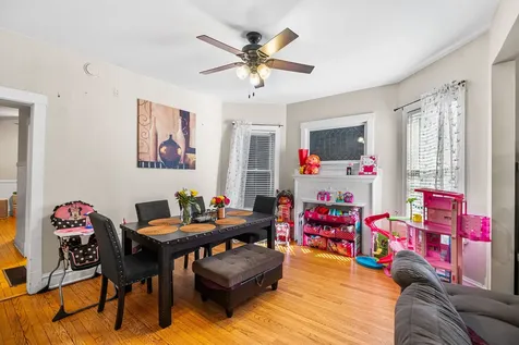 4535 North Spaulding Avenue Chicago IL 60625