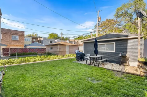 4535 North Spaulding Avenue Chicago IL 60625