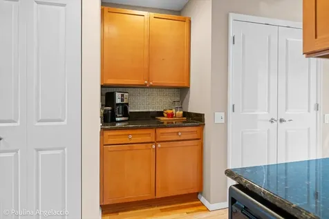586 West Russell Street Barrington IL 60010