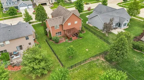 1211 Fieldstone Drive Savoy IL 61874